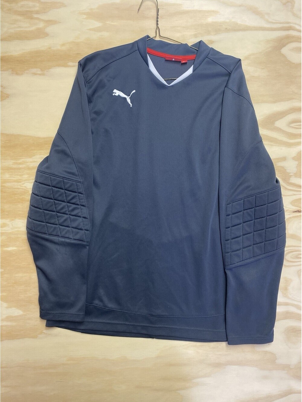 Puma Goalkeeper Soccer Jersey Men’s Medium Gray Padded Elbow Long Sleeve Top